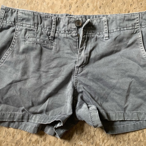 (XS/S) Bundle of 3 Pairs of Shorts - Picture 7 of 7